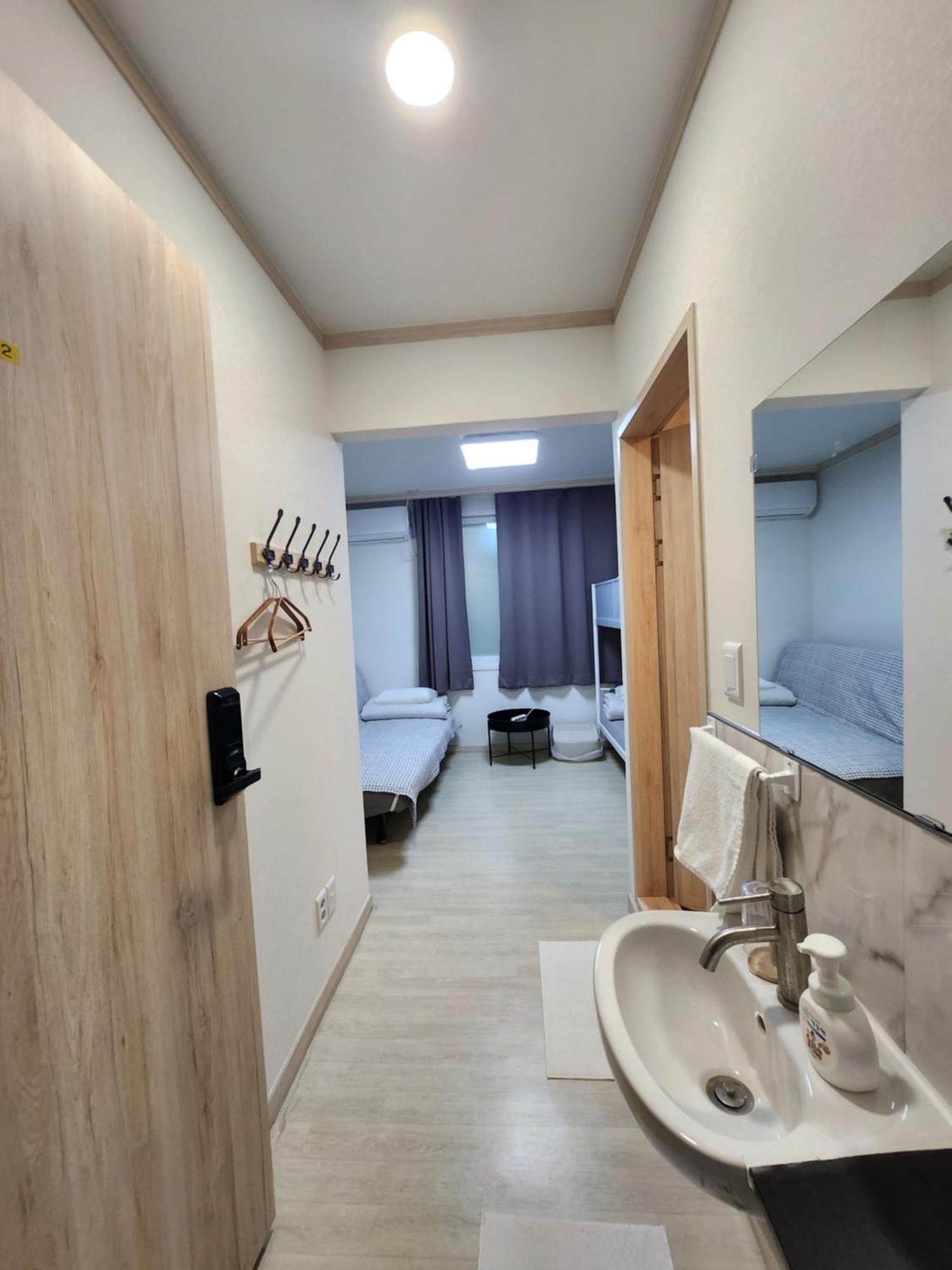 Guest house Mj House